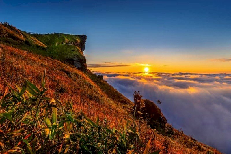 Bromo Sunrise Tour Packages, Find the Best Spot Point